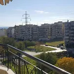 Third Floor Lux Apartment With Nice View